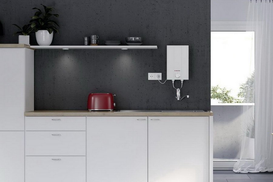 Накопительный электрический водонагреватель Stiebel Eltron ESH 10 O-N Trend